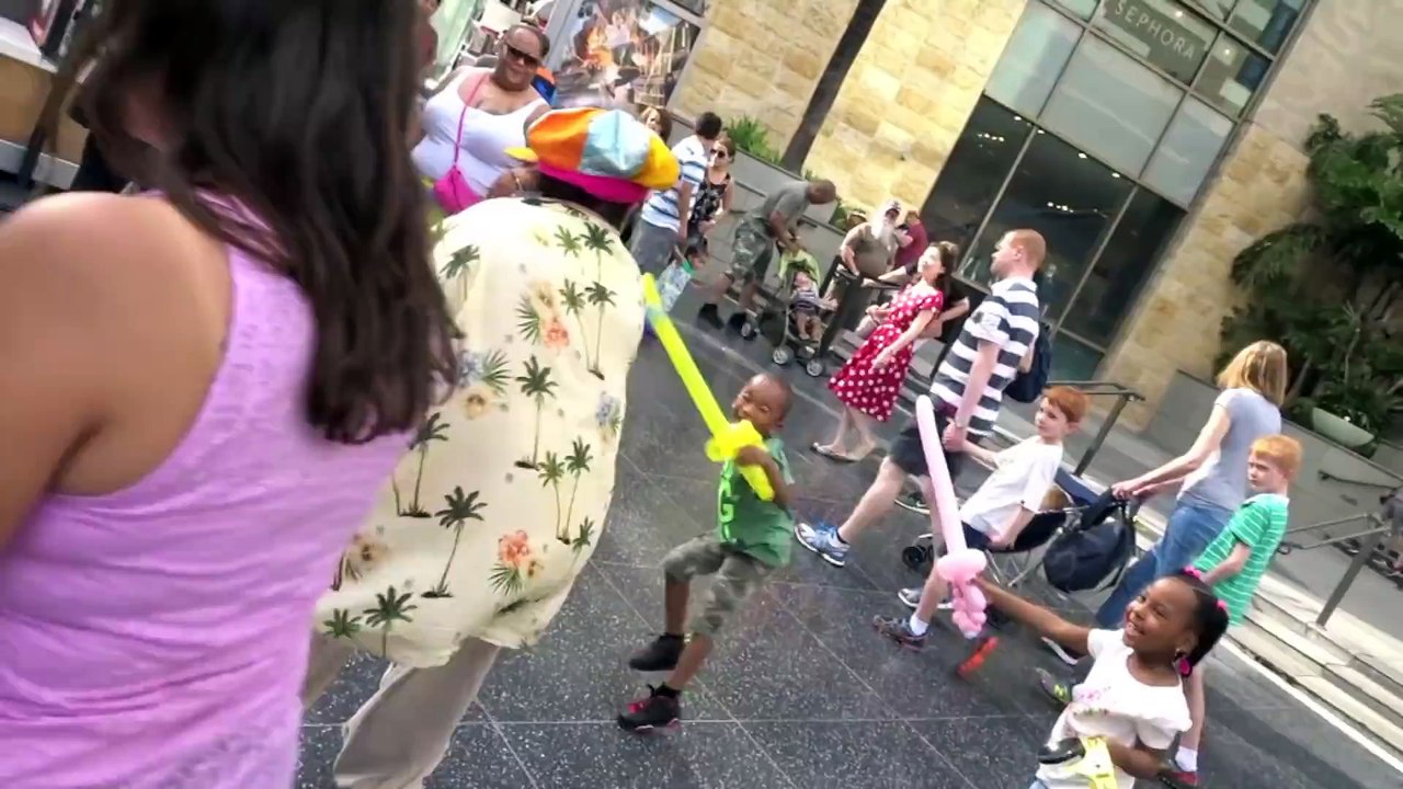 VINERS LOVE MAKING OUT!!   David Dobrik