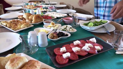 Köyün girişimci kadınlarına kahvaltı sunum kursu - BİLECİK