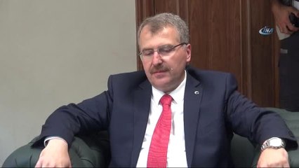 Sağlık Bakan Yardımcısı Eldemir, İlk Resmi Ziyaretini Memleketi Bilecik'e Yaptı