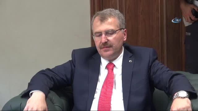 Sağlık Bakan Yardımcısı Eldemir, İlk Resmi Ziyaretini Memleketi Bilecik'e Yaptı