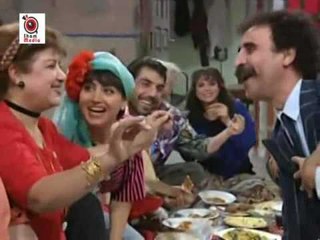 أغنية  يا هويدلك  من مسلسل عيلة سبع نجوم  مشهد رائع جدا