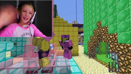 Building The Emerald Tower   Minecraft (2)