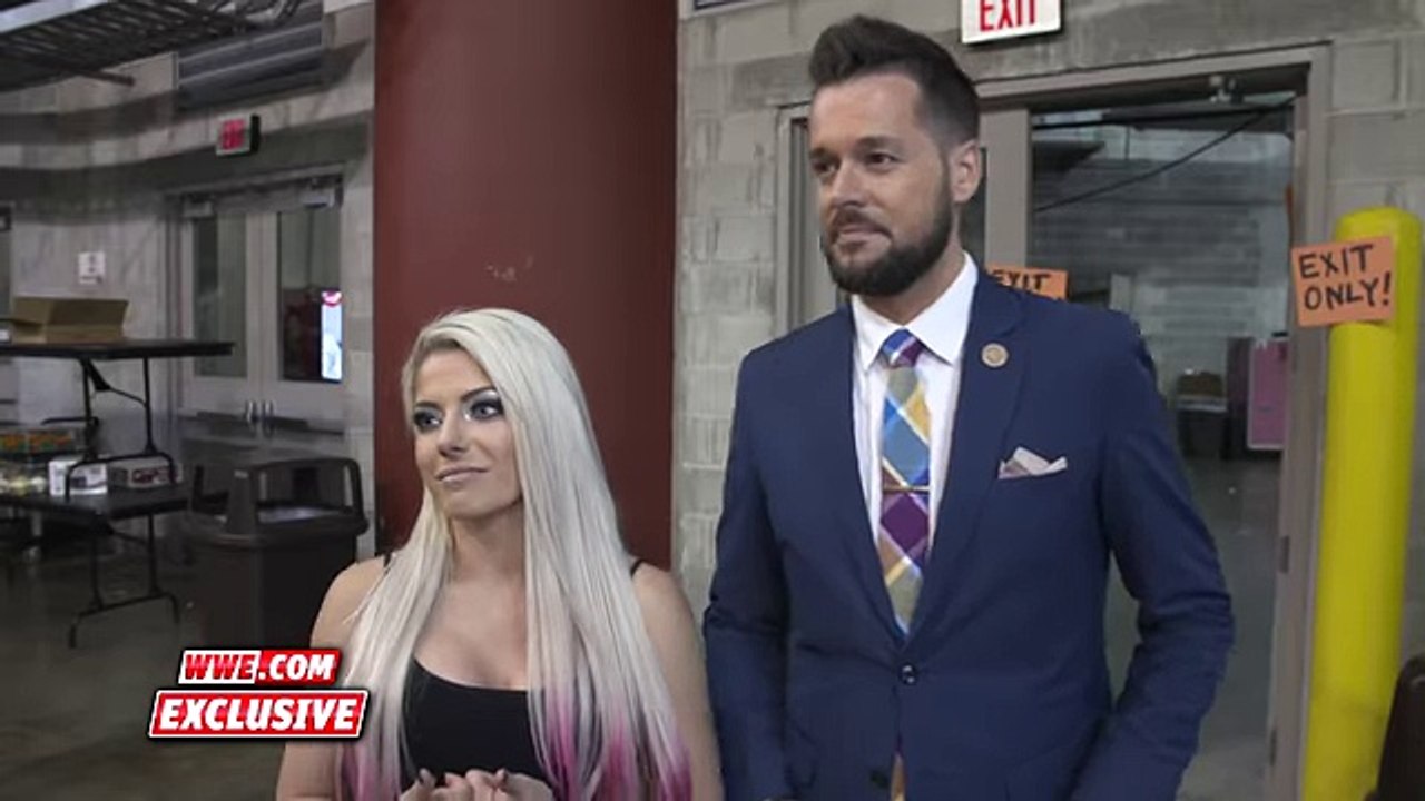 Alexa Bliss keeps Mike Rome waiting- WWE Exclusive, Aug. 9, 2018
