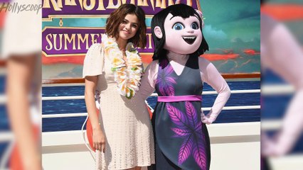 Selena Gomez MISSES Justin Bieber!