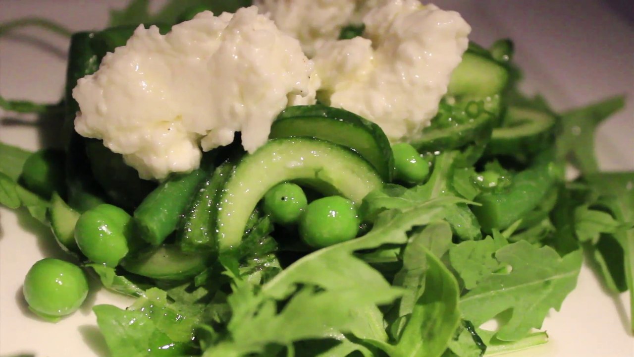 Travel Track On Sirk TV: 36 HOURS TO DOHA - BUSINESS LOUNGE & FLIGHT (Quick Look) [Hamad International Airport/Qatar Airways - Doha, Qatar]