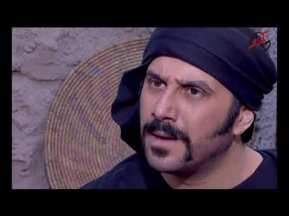 ابو دياب ينحني ليقبل يدي عبود  -مسلسل رجال العز...