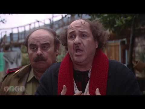 الرفيق ابو شوقي يشكر اسعد لانقاذ ابنه -مسلسل ضيعة ضايعة - الجزء الثاني -الحلقة 10-يوم ليك ويوم عليك