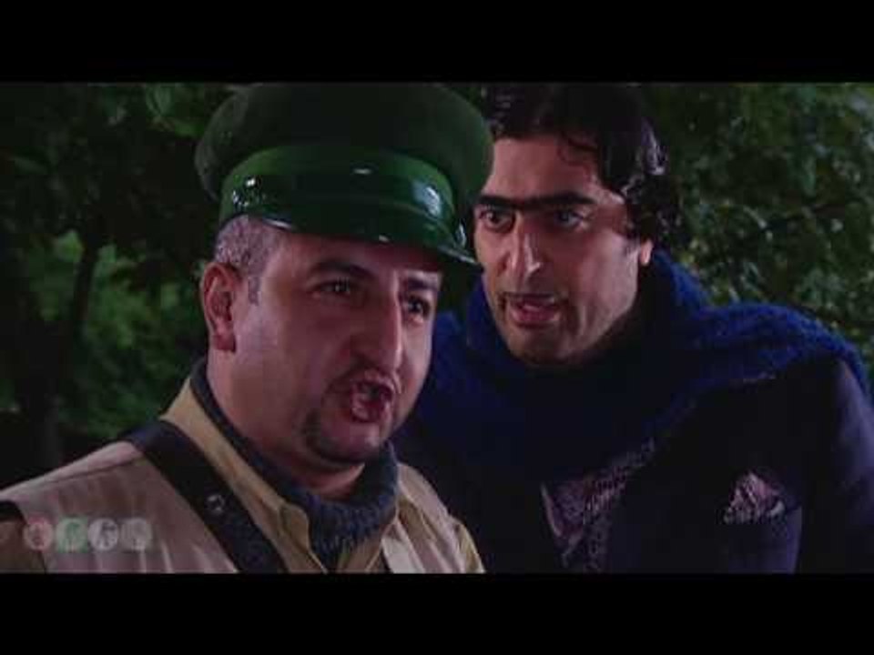 ساعي البريد يكشف رسائل جودة   -مسلسل ضيعة ضايعة...