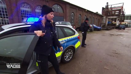 Verhängnisvolle Hausparty: Furchtbare Fotos gefunden | TEIL 2/3 | Die Ruhrpottwache | SAT.1 TV