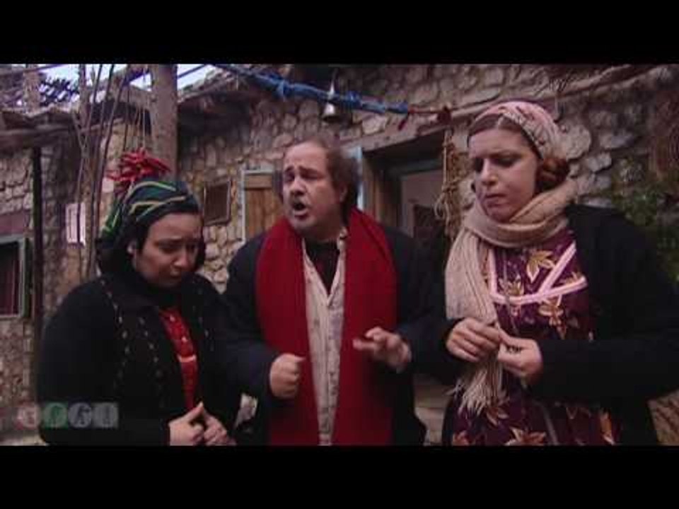 فحص اسعد وجودة للتاكد من فقر الحال  -مسلسل ضيعة ضايعة-الجزء الثاني -الحلقة 5- صيت فقر ولا صيت غني