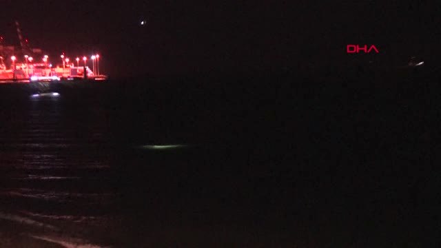 Beylikdüzü Açıklarında Tekne Battı 1 Kişi Kayıp Hd