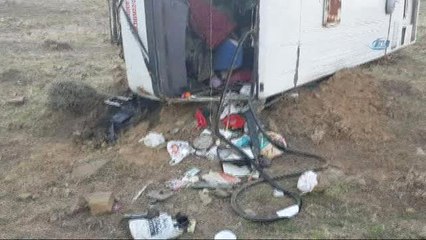 Kula'da Can Pazarı...işçi Servisi Şarampole Yuvarlandı: 2'si Ağır 26 Yaralı