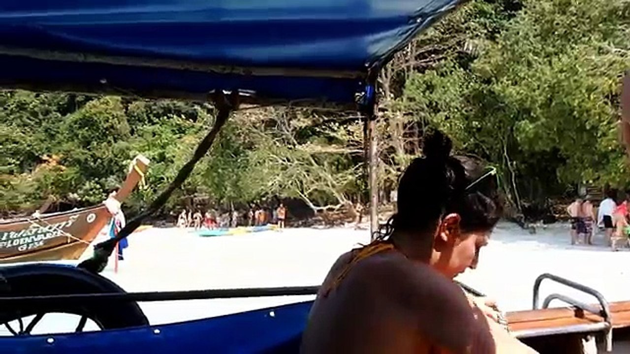 Monkey_Beach_Phi_Phi_Island_Thailand_March_2016