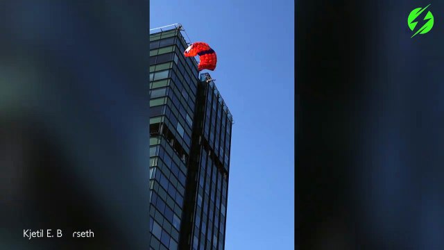 Ce base jumper se rate complètement