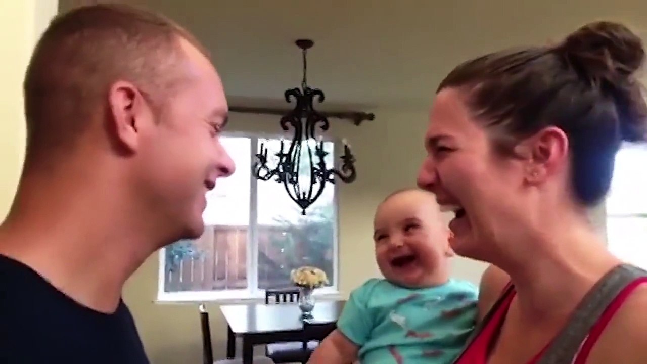 Kids hate when mom and dad kiss