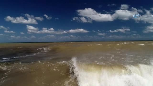 Ordu'daki Sel Sonrası Karadeniz Çamura Bulandı...ordu Sahili Havadan Görüntülendi