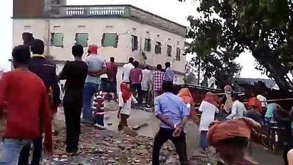 उत्तर प्रदेशः बड़ी गंडक के आगोश में समा गया दो मंजिला मकान