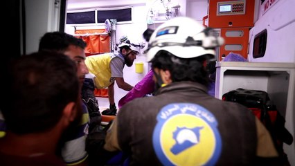 مقتل نحو ثلاثين مدنيا بقصف في شمال سوريا (المرصد)