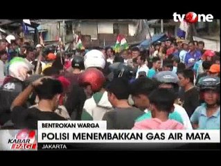 Télécharger la video: Warga Johar Baru Kembali Tawuran, Polisi Tembakan Gas Air Mata