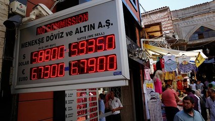 Lira turca cai 16% face ao dólar e Erdoğan apela a guerra económica