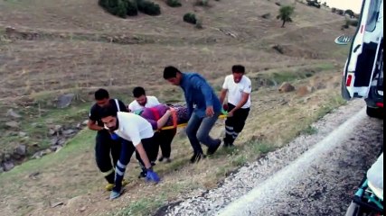 Manisa'da Tarım İşçilerini Taşıyan Servis Devrildi: 26 Yaralı