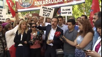 Ankaralılardan 'Dolar' Tepkisi “Dolar Yerde, TL Cepte”
