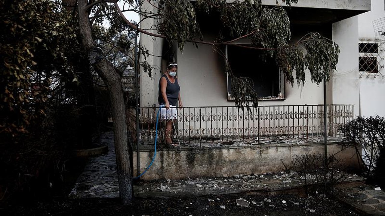 Weitere Tote nach Feuern in Griechenland