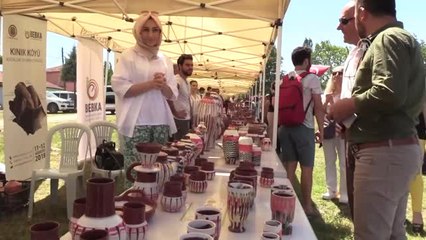 Protokol Darbuka Çaldı, Köylüler Dinledi