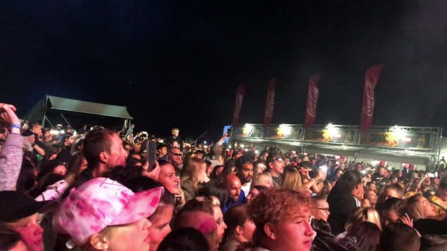 Le public de Boussu venu pour Maître Gims