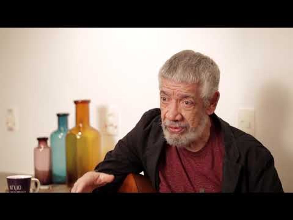 "Helio Delmiro responde com uma flor" (Disco compassos)