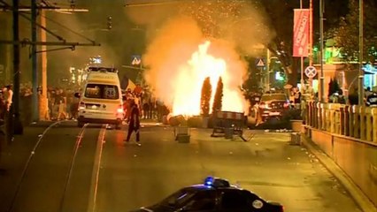 Mais de 450 feridos em manifestação contra Governo na Roménia