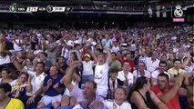 El Santiago Bernabéu se rinde a Modric en su regreso con el Madrid