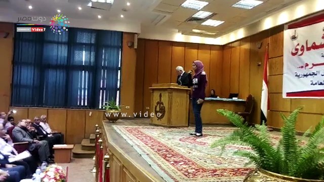 محافظ القليوبية يكرم 15 طالبا من أوائل الشهادات العامة