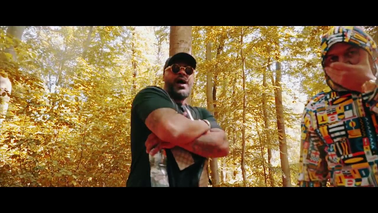 MASSIV FEAT. KOOL SAVAS - OHNE MEINE CREW GEHT NIX prod. by Tengobeatz