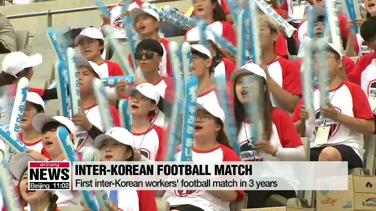 Rare football match between two Koreas held in Seoul