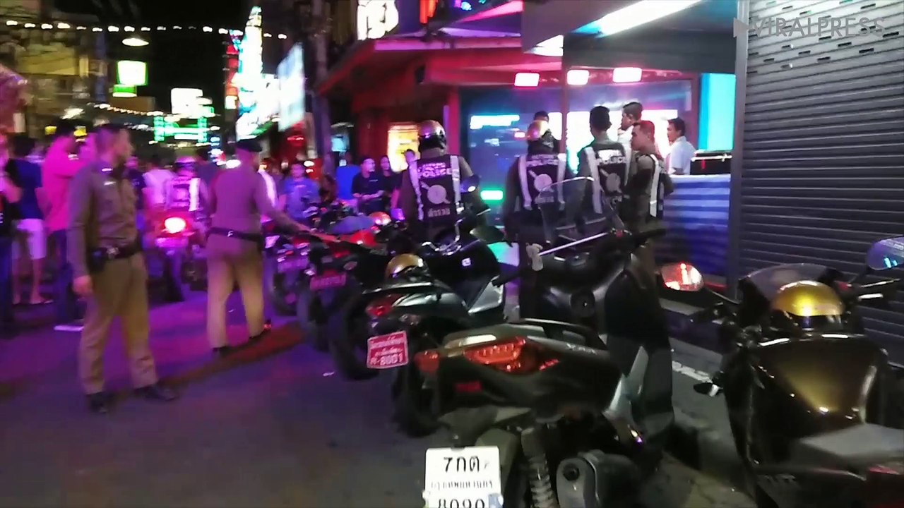 Pattaya Cops Raid Nightclub