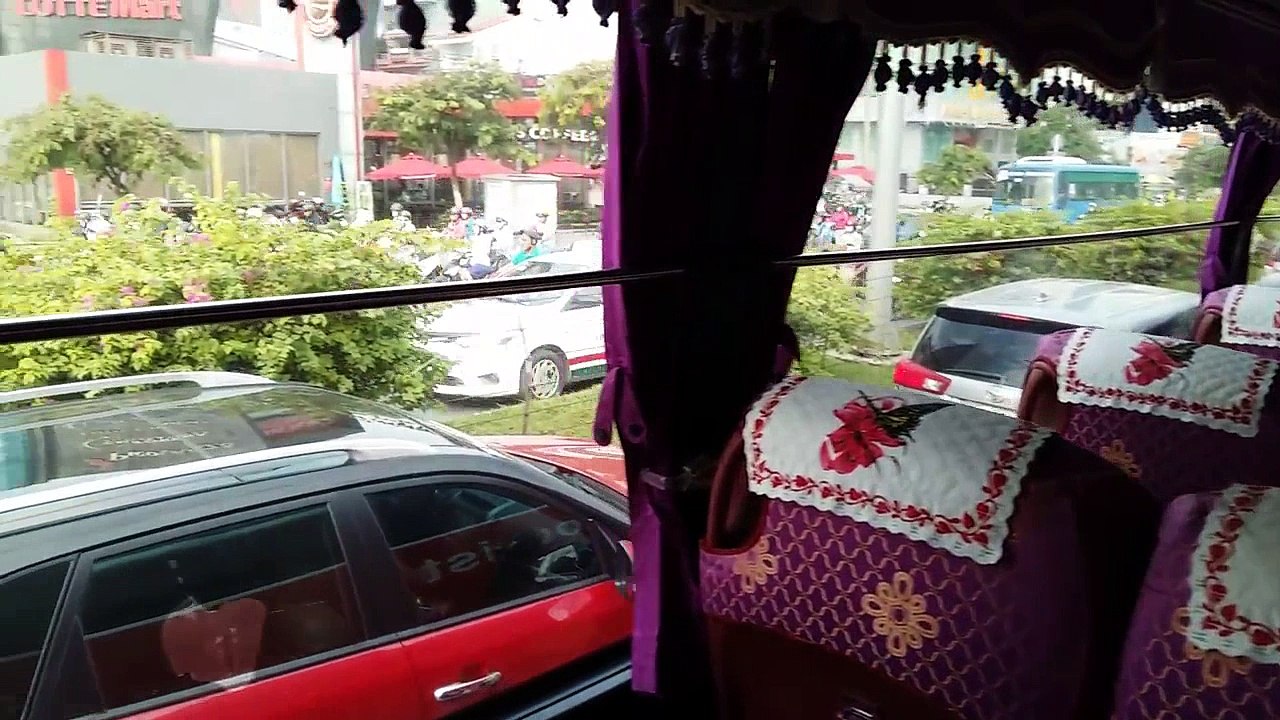 Learn Vietnamese: Life in Vietnam (Part 1 / 4)