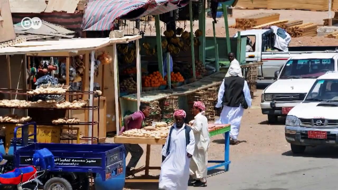 الناجي الوحيد في السودان تقرير للقناة الألمانية عن البشير بعد إعلان ترشحه