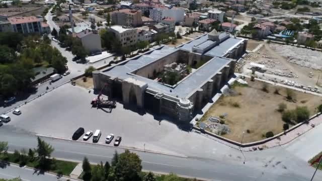 Sekiz Asırlık Selçuklu Mirası Sultanhanı Kervansarayı'nın Havadan Görüntülendi