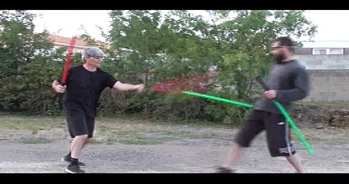 Mysty forge double sabre laser
