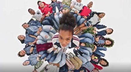 Amerikalı şirket çocuğa başörtüsü taktı, dünya bunu tartıştı