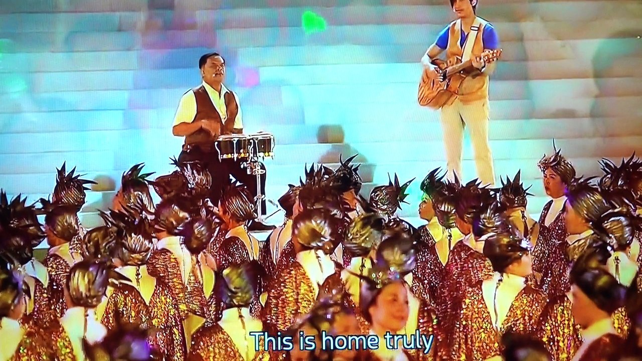 National Day Parade Singapore Buskers on Stage and Finale Happy 53rd Birthday Singapore 2018