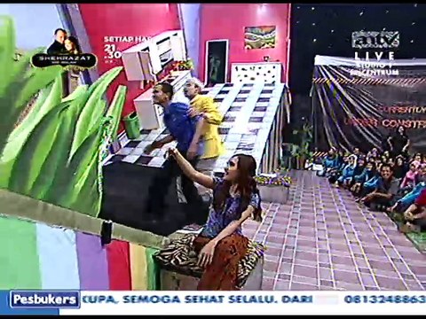 Aksi Tina Toon di Ruming Pesbuker