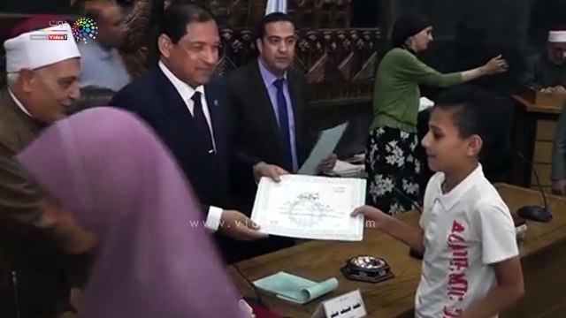 محافظ الغربية يكرم 70 طالب وطالبة من أوائل المعاهد الأزهرية بمراحل التعليم