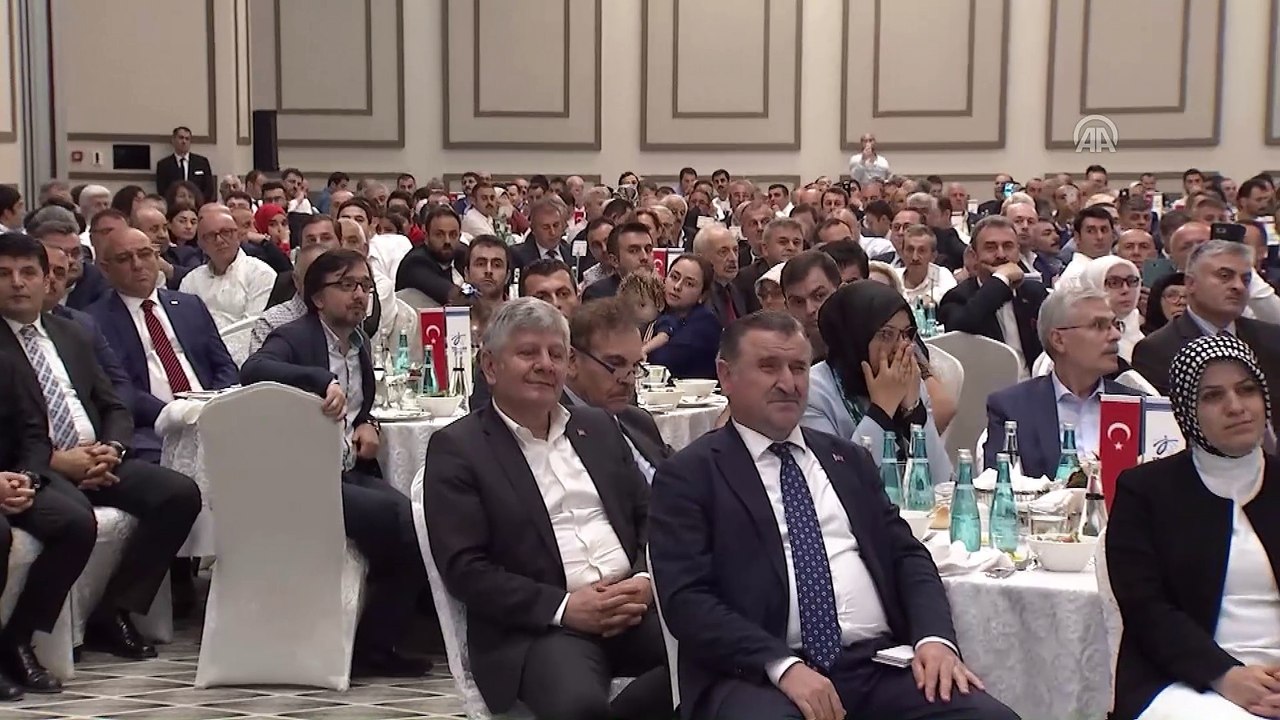 Cumhurbaşkanı Erdoğan: 'Türkiye'yi ve Türk milletini tehdit etmek hiç kimsenin haddi değildir' - TRABZON