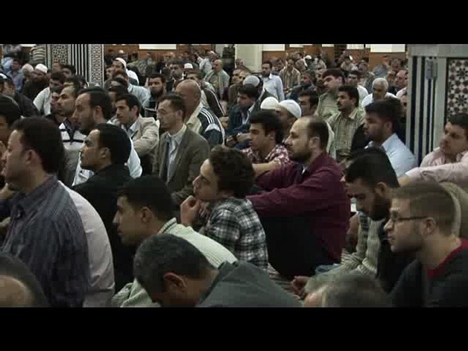 35- يغالطونك إذ يقولون : رسالة محمد إنما كانت ثورة عربية ولم تكن وحياً إلهياً