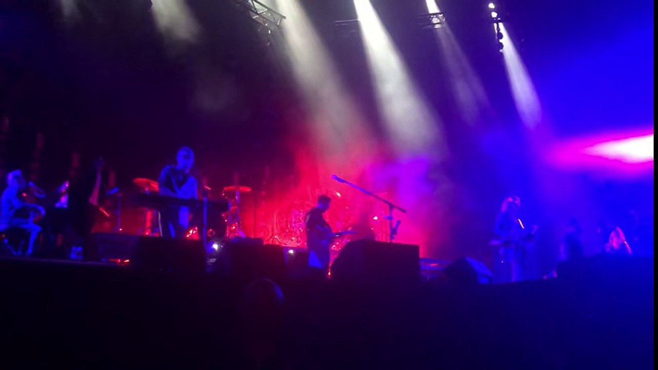 Woman - Mumford and Sons New Song Debut at Sziget Festival 2018