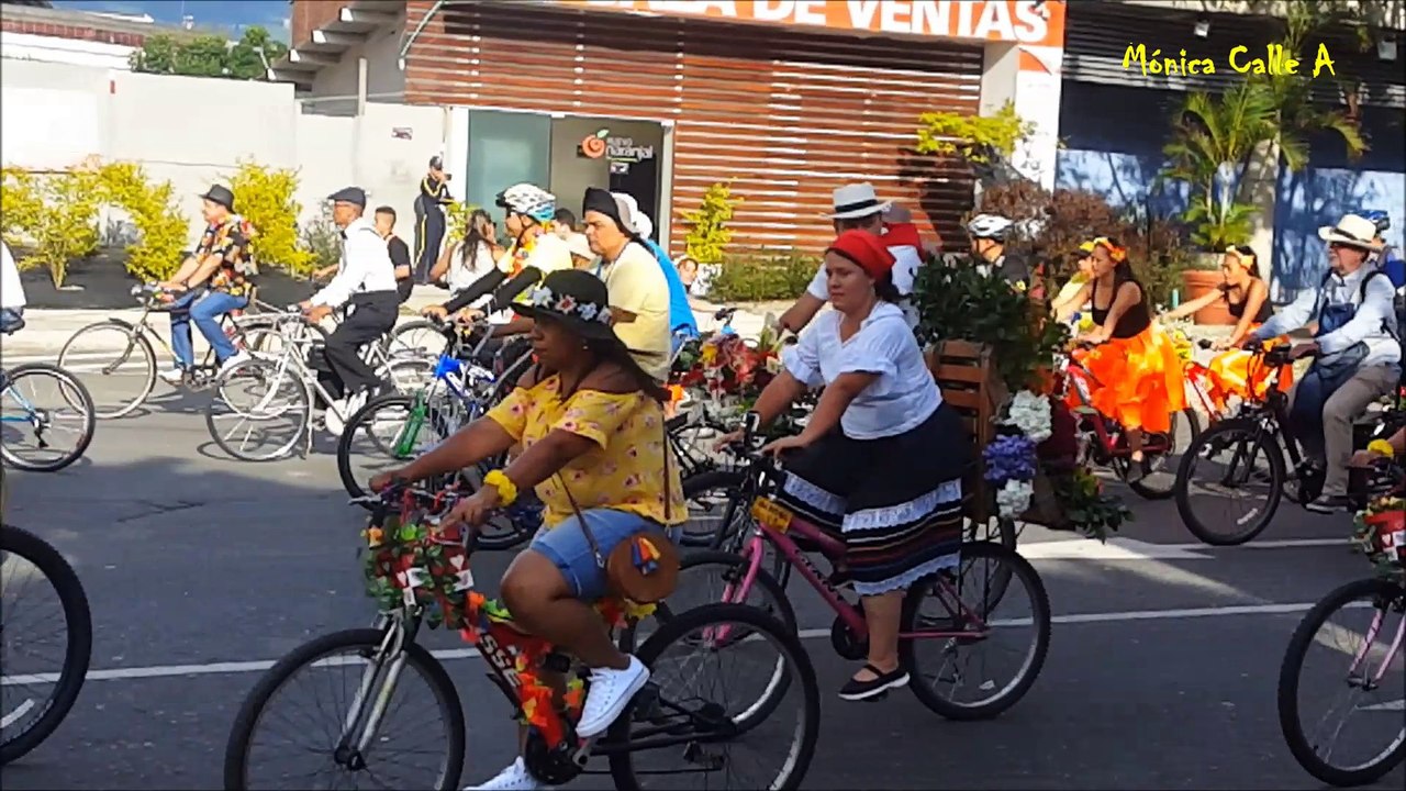 DESFILE DE BICLICLETAS ANTIGUAS 2018 HD