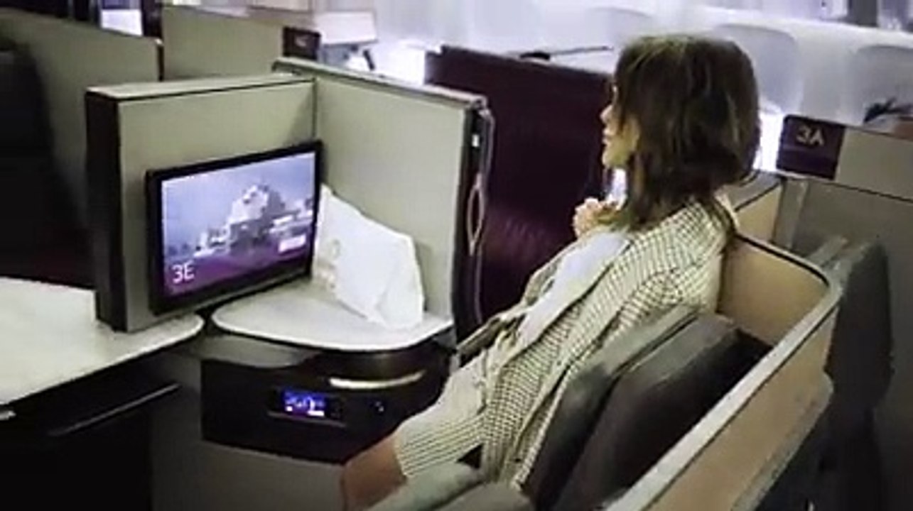 With Qsuite now operating to Sydney and Canberra, Erin Holland takes you on a brief tour of our First In Business and its standout features.