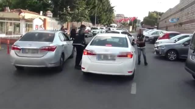 İstanbul Polisinden Uyuşturucu Operasyonu...operasyon Anı Kamerada